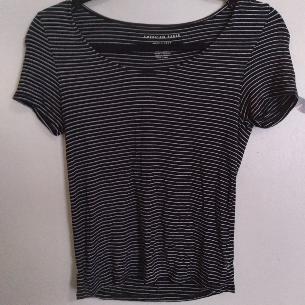 American Eagle shirt